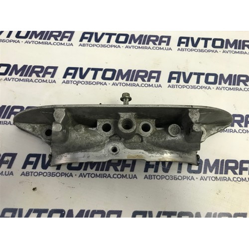 Кронштейн розпредвалів Ford Focus 2 1.6 2005-2010 4M5G6090CB